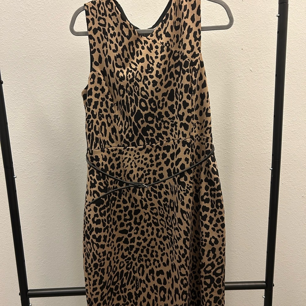 Kasper Leopard Print Sleeveless Dress